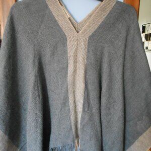 TEJIDO Poncho